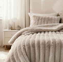 Taupe Gruby Futrzany Koc z Mikrofibry 200x220 Bunny