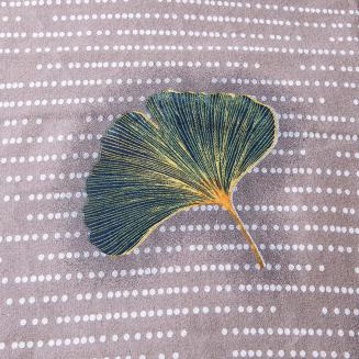 Pościel flanelowa FLANELOVE 140x200 liście miłorzębu na ciemnoszarym tle