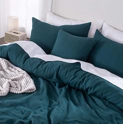 Poszewka fakturowana struktura do narzuty Dotta 50x70 szmaragdowa z haftem kropek