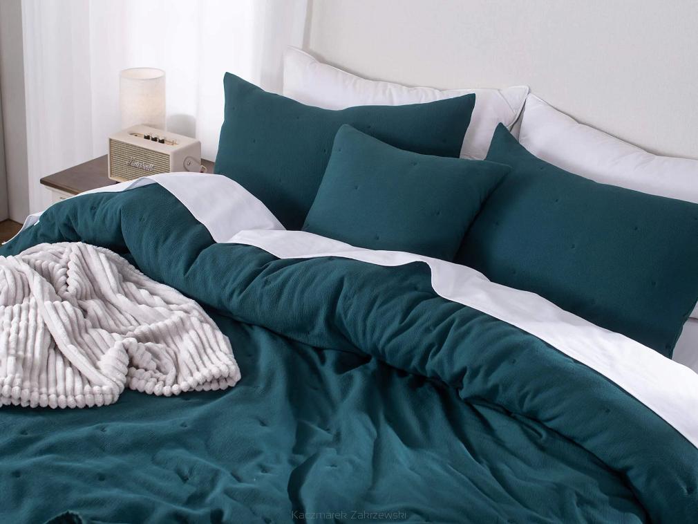 Poszewka fakturowana struktura do narzuty Dotta 50x70 szmaragdowa z haftem kropek
