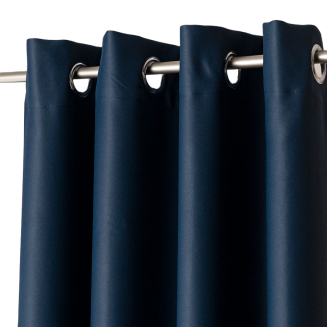 Zasłona gotowa typu blackout na przelotkach DONA 140x250 granatowa
