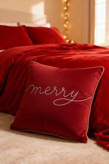 Poszewka dekoracyjna Merry 45x45 welurowa czerwona ze złotym haftem i lamówką