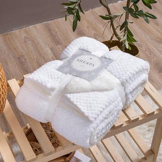 Koc narzuta Sherpa 150x200 biały dwustronny baranek