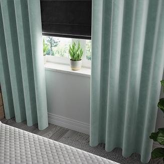 Zasłona gotowa na przelotkach VELVI 140x250 miętowa