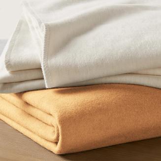 Koc bawełniano-akrylowy MONO 150x200 musztardowy