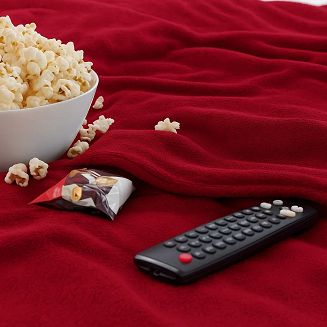 Bordowy Koc Z Rękawami TV 150x180 BINGIE