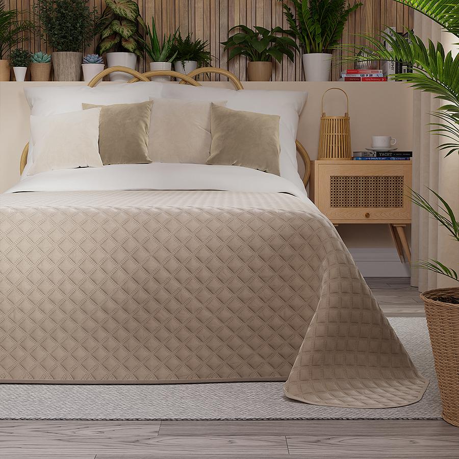 Narzuta dekoracyjna VELVI 170x210 pikowana w geometryczny wzór ciemnokremowa