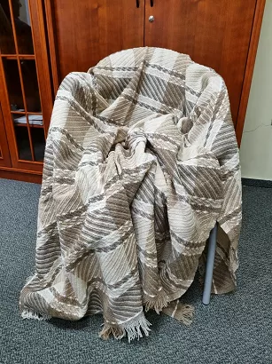 Narzuta dekoracyjna tkana 170x205 beżowa kremowa biała krata
