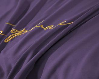 Pościel 160x200 fioletowa złoty haft satynowa lamówka