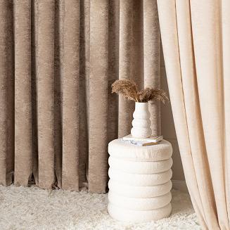 Zasłona gotowa na przelotkach SOFT 140x260 chłodny beżowy