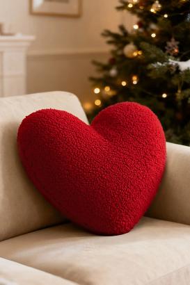Poduszka dekoracyjna świąteczna z bukli 44x35 Czerwone Serce