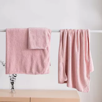Ręcznik szybkoschnący z mikrofibry ACTIV 70x140 pudrowy