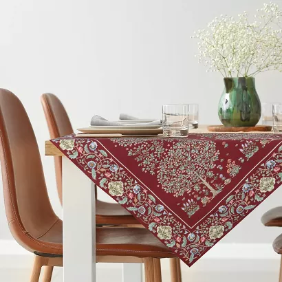 Obrus dekoracyjny gobelin 100x100 Eurofirany czerwony zielony kwitnące drzewo ornamenty