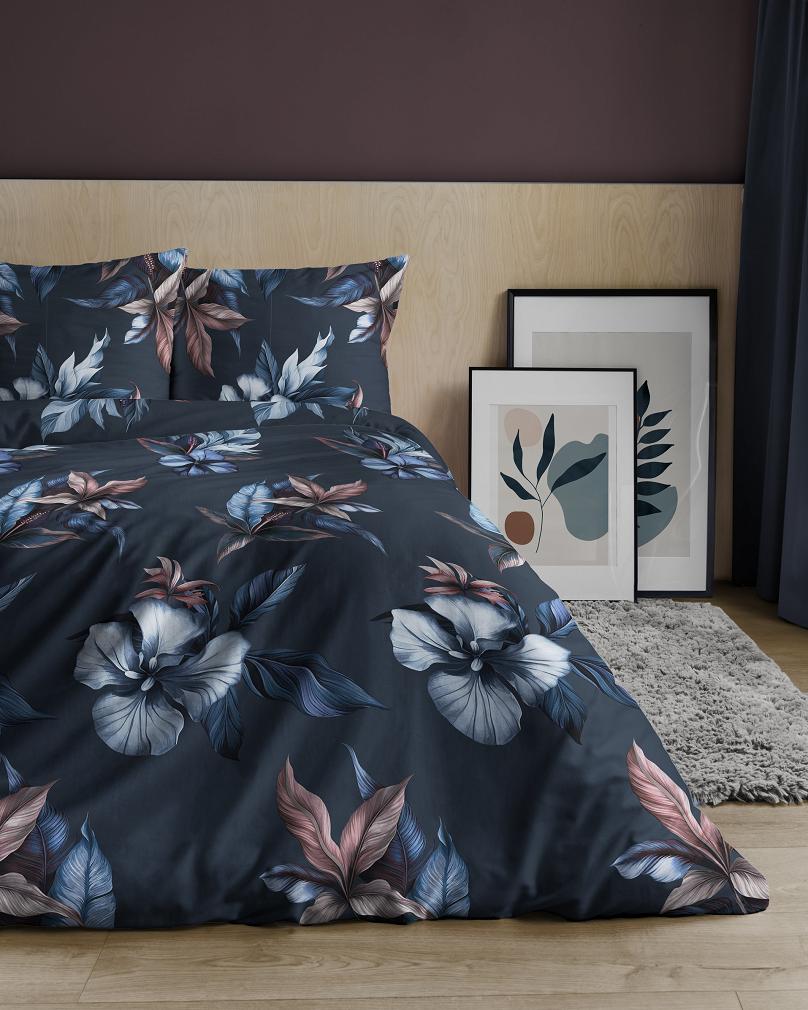 Pościel satynowa 140x200 granatowa duże kolorowe bukiety