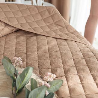 Narzuta dekoracyjna JODEŁKA 170x210 pikowana ciemnobeżowa