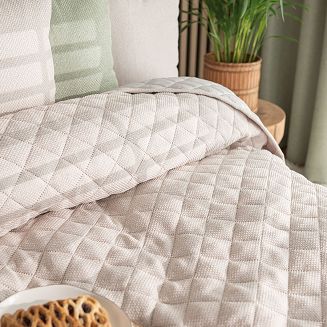 Narzuta dekoracyjna MOLLY 170x210cm pikowana strukuralna ciepły beżowy