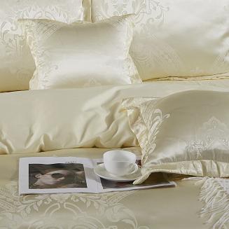 Ekskluzywna Pościel Atłasowa Z Haftem 220x200 AT005