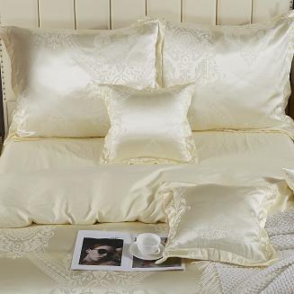 Ekskluzywna Pościel Atłasowa Z Haftem 220x200 AT005