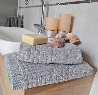 Ręcznik kąpielowy Larisa 50x100 stalowy