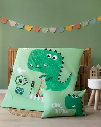 Pościel bawełniana 100x135 wielokolorowa zielony dinozaur na hulajnodze
