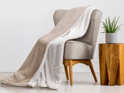 Koc narzuta na łóżko Sherpa 150x200 dwustronny baranek beżowy