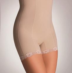 Majtki damskie z nogawkami i koronką Vanessa beżowe