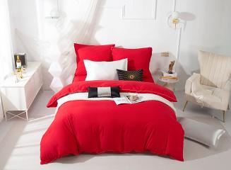 Pościel Queen 140x200 czerwona ze złotą lamówką bizą