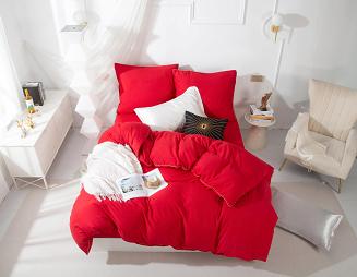 Pościel Queen 140x200 czerwona ze złotą lamówką bizą