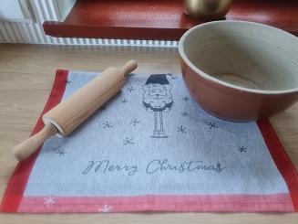 Ścierka kuchenna świąteczna ZWOLTEX Santa Claus wzór mikołaja szara czerwona