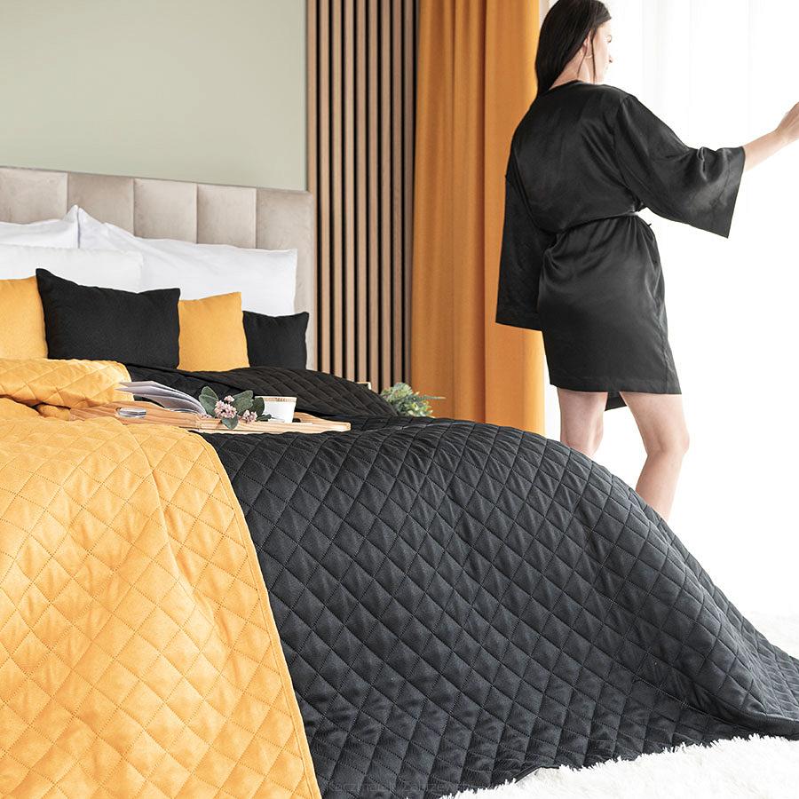 Narzuta dekoracyjna JODEŁKA 220x240 pikowana czarna