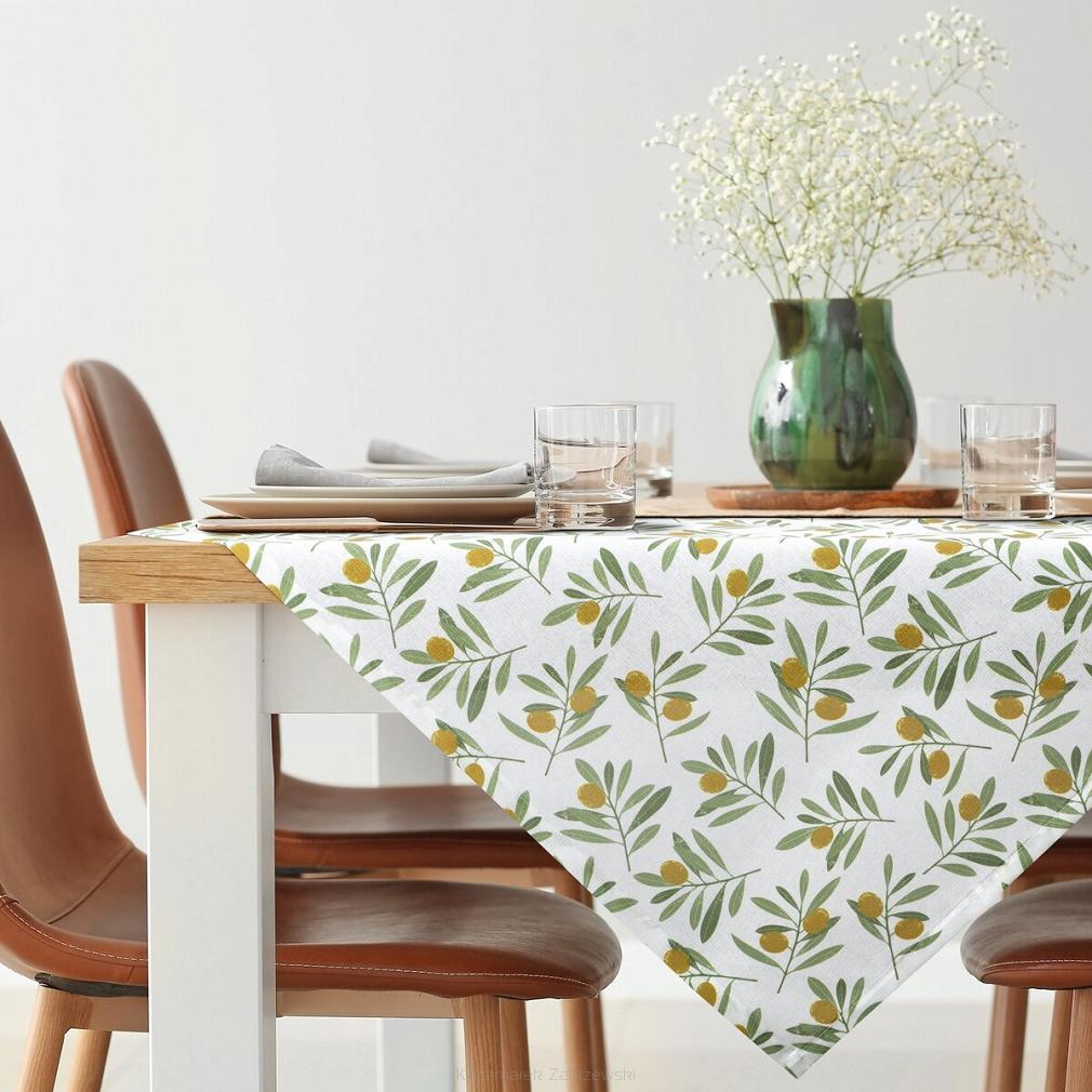 Obrus dekoracyjny wodoodporny ERIN 85x85 Eurofirany biały zielony w oliwne gałązki