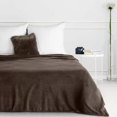 Koc narzuta SIMPLE1 150x200 Eurofirany ciemnobrązowy miękki i lekki