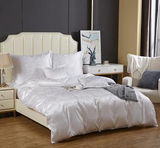 Ekskluzywna Pościel Atłasowa Z Haftem 160x200 AT001