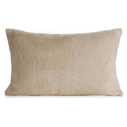 Poszewka dekoracyjna NINA 30x50 Eurofirany jasnobeżowa futrzana i puszysta