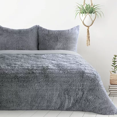 Pościel TIFFANY 200x220 Design91 srebrna o strukturze futra