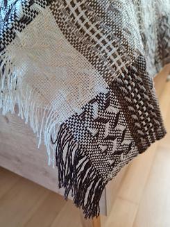 Narzuta dekoracyjna tkana 170x205 brązowa taupe ekri krata