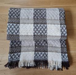 Narzuta dekoracyjna tkana 170x205 brązowa taupe ekri krata