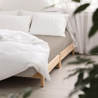 Prześcieradło satyna bawełniana z gumką 120x200 Darymex ciemnobeżowe