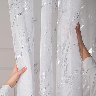 Firana gotowa na przelotkach z ołowianką MARMA 140x250 biała ze srebrnym nadrukiem