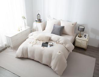 Jasna beżowa pościel dekoracyjna  na Halloween 220x200 CUTY DYNIE