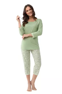 Piżama damska LUNA kod 1303 zielona 3/4 spodnie w kwiatowy print