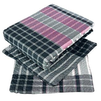 Narzuta dekoracyjna z poszewkami TAVIRA 220x240 grafitowa biała różowa kratka