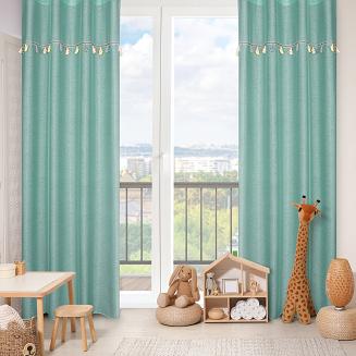 Firana gotowa na przelotkach 140x250 KIDS Eurofirany miętowa ozdobiona taśmą ze słonikami