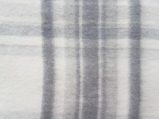 Koc wełniany z frędzlami szara krata