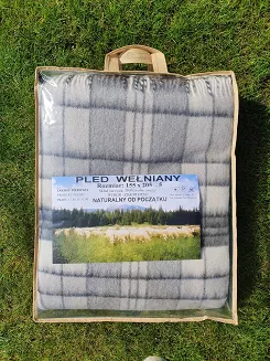 Koc wełniany z frędzlami szara krata