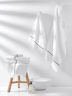 Ręcznik bawełniany LIBRE 100x150 biały z czarną bizą