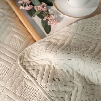 Narzuta dekoracyjna AVILA 220x240 pikowana wzór geomatryczny beżowa