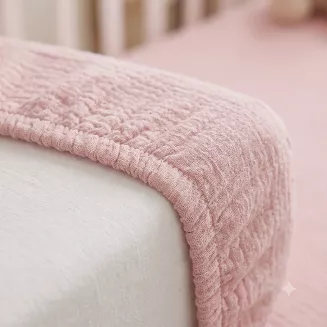 Prześcieradło muślinowe z gumką 60x120 bawełniane do łóżeczka niemowlęcego baby pink