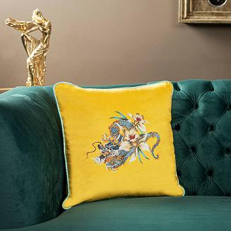 Poszewka dekoracyjna DF-03 43x43 Darymex motym kwiatowy na miodowym tle