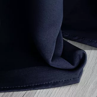 Granatowa Zasłona Zaciemniająca Na Taśmie Blackout 140x270 HOLD